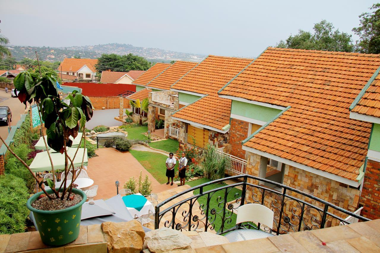 Shangri-La Hotel Muyenga Bugolobi Extérieur photo